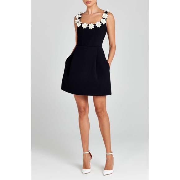 NWT Nadine Merabi Cindy Flower Detail Cocktail Minidress Women's Sz Small Black - Picture 2 of 16